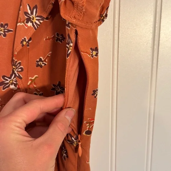 Madewell Women’s Flutter-Sleeve Button Down Dress in Ginger Floral Size 10 - Picture 7 of 16